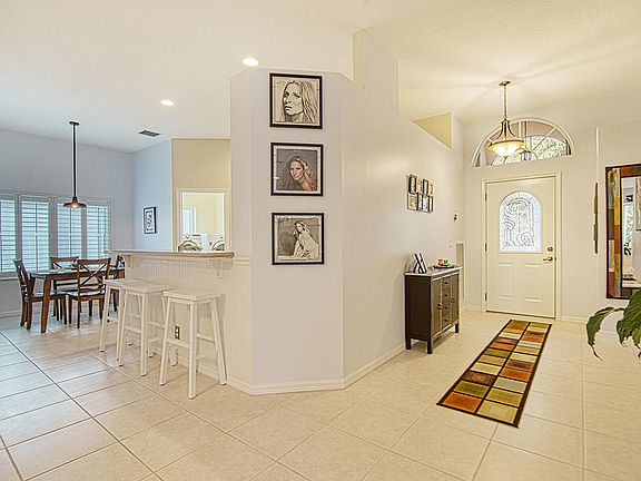 5th image of 5026 SE Devenwood Way