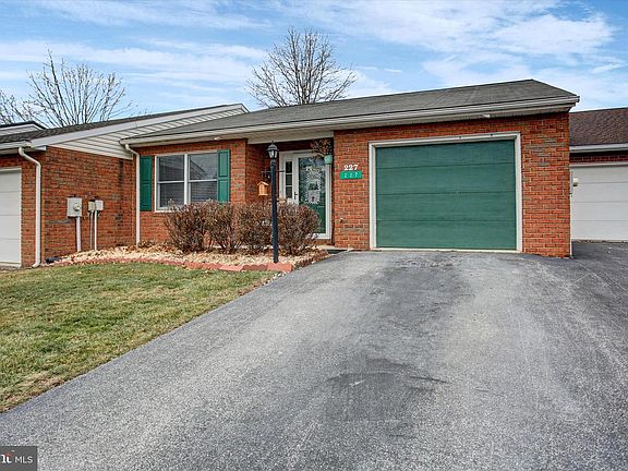 4th image of 227 Minnich Rd