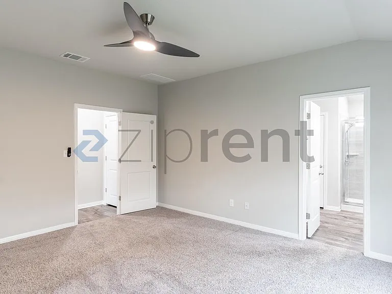 1520 Homestead Farms Dr — Photo 7