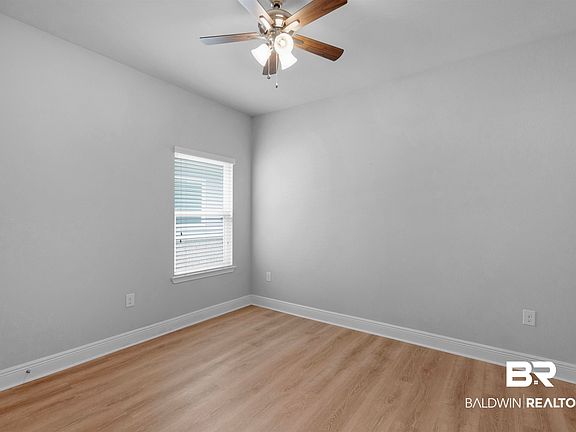 5th image of 26195 Saint Lucia Dr