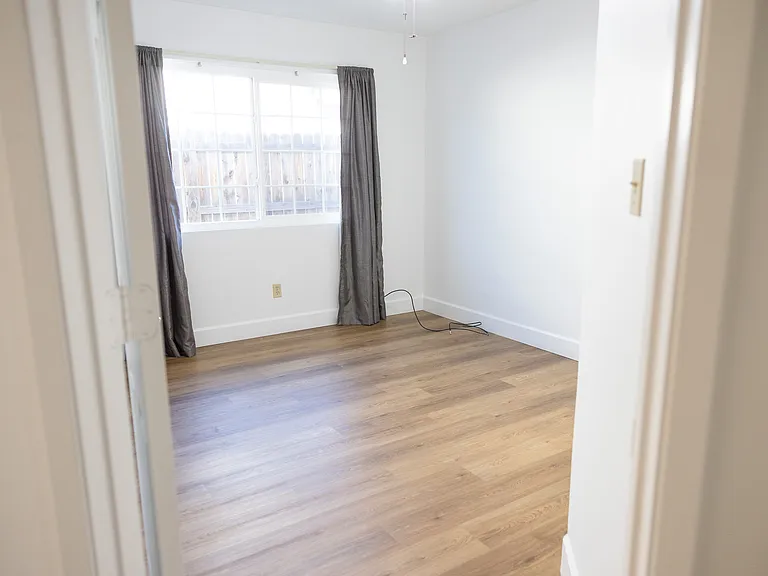 4709 Pinecastle Ave — Photo 22