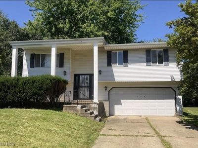 134 California Dr, Elyria, OH, 44035
