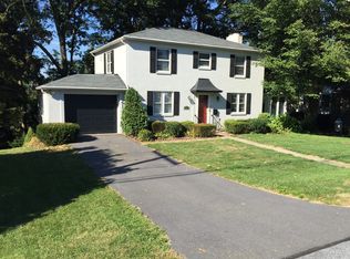 4116 Ridgeview Rd, Harrisburg, PA 17112