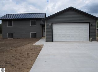 11584 Riley Rd, Interlochen, MI 49643