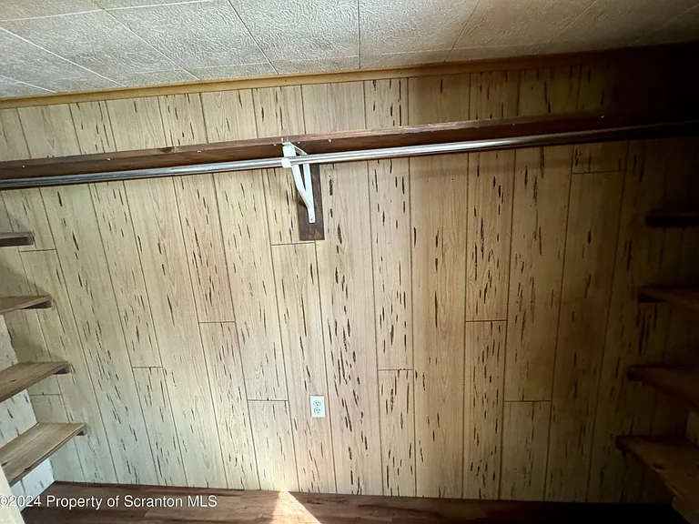 804 Beech St — Photo 13