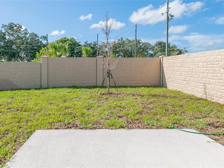 416 Adams Ale Pl — Photo 30