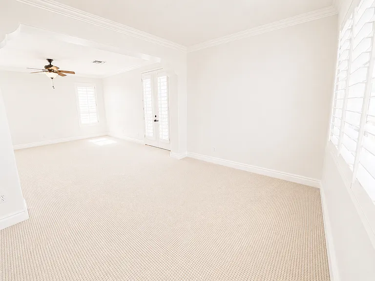 111 W Missouri Ave — Photo 24