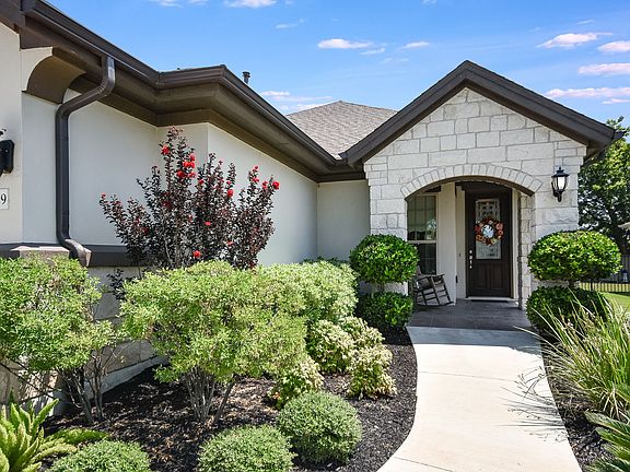 3rd image of 5029 Lunata Way