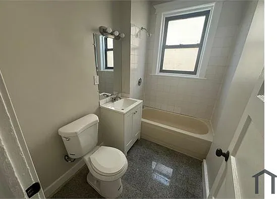 171 Ocean Ave #13 — Photo 3