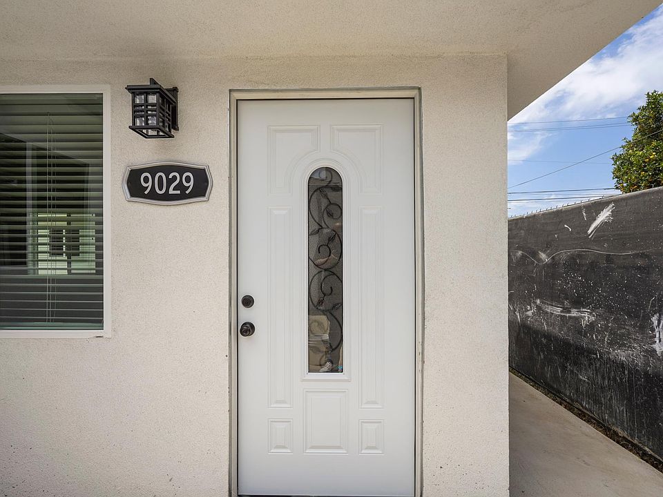 1st image of 9029 Lindley Ave