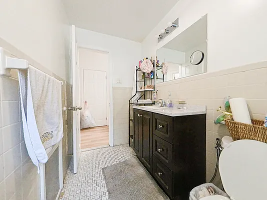 Rented by Remax Edge | media 17