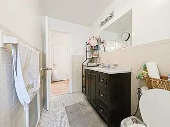 Rented by Remax Edge