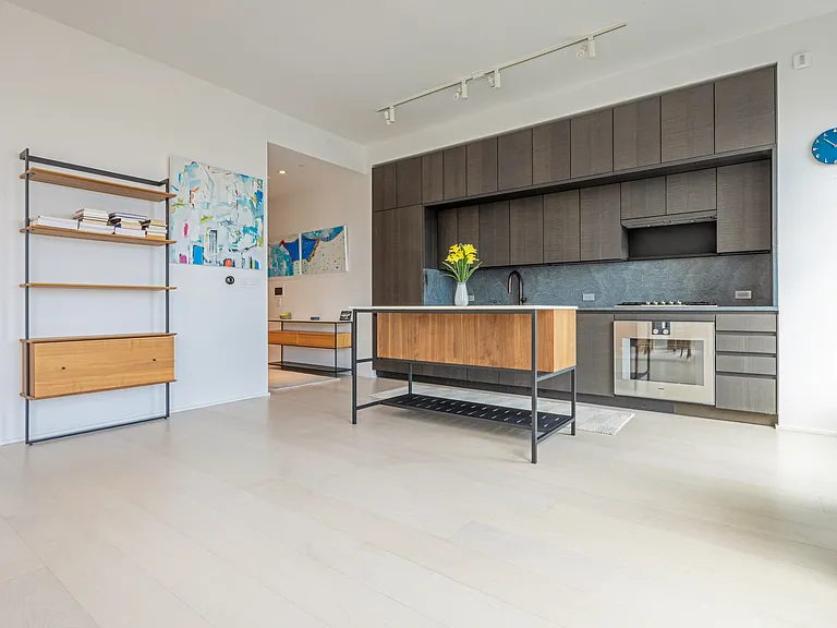 130 William St #34D — Photo 10