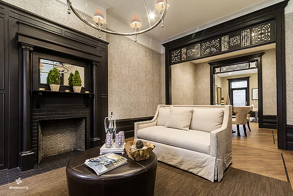 Rented by Dixon Advisory USA Inc. | media 38