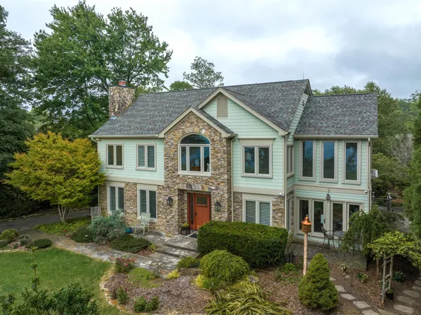 2509 E Brow Rd, Signal Mountain, TN 37377