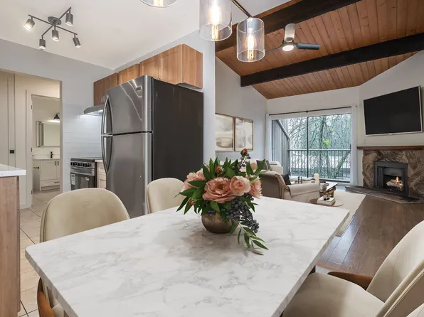 9101 Horne St #309, Burnaby, BC V3N 4M3