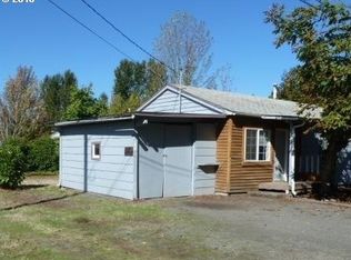 5573 Nandina St, Sweet Home, OR 97386