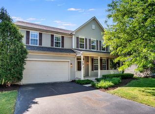 362 Diane Ct, Geneva, IL 60134