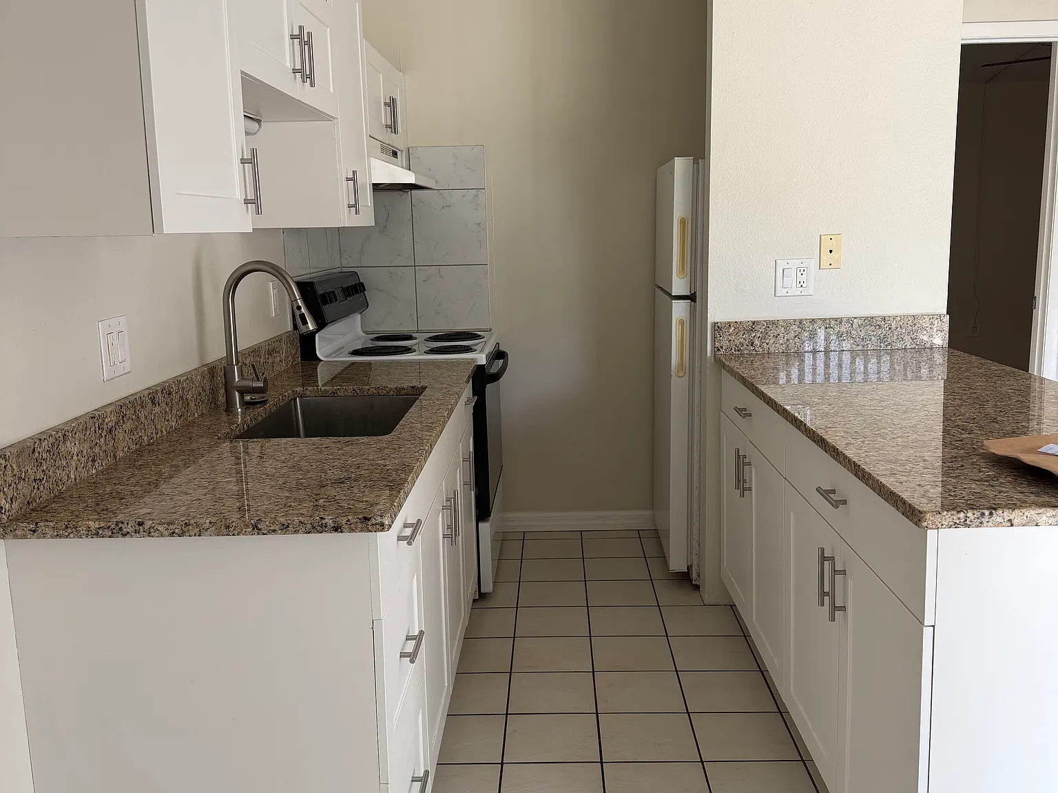 1 bed, 850 sqft, $1,450 — Photo 2