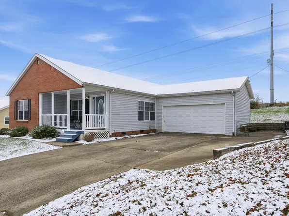 1027 Regency Rd, Danville, KY 40422
