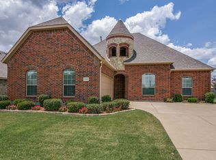 1040 Hondo Ln, Forney, TX 75126