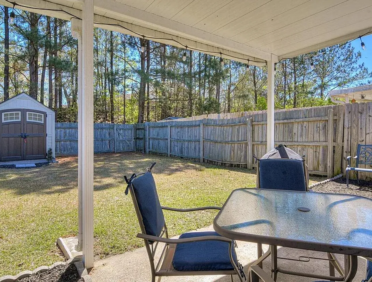 2 bed, 1102 sqft, $1,390 — Photo 3