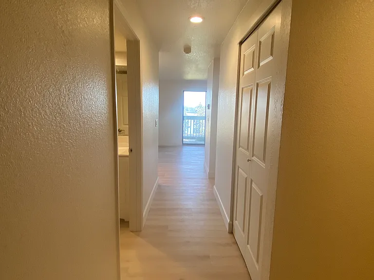 1735 W Sunn Fjord Ln #I105 — Photo 10