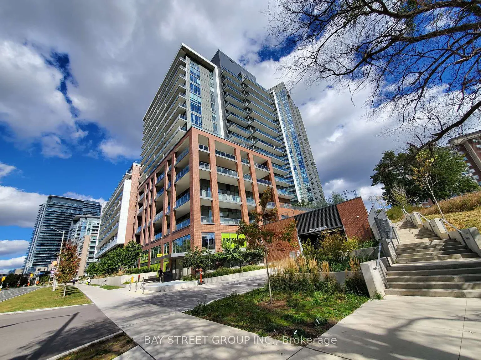 3 bed, $3,300 — Photo 1