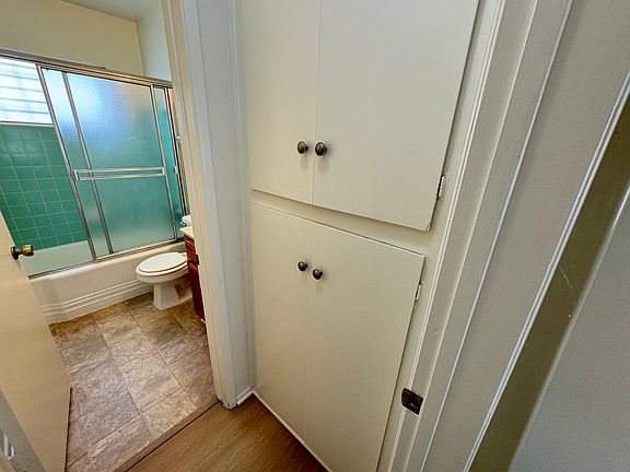 5th image of 5121 Inglewood Blvd #2