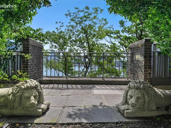 1 Beekman Place image 1 of 21