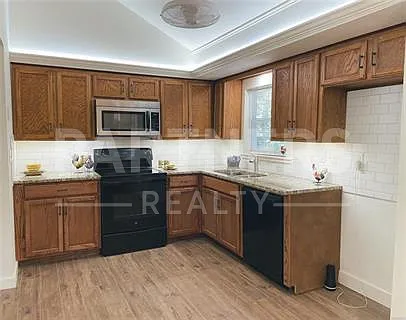 3121 Milan Dr — Photo 8