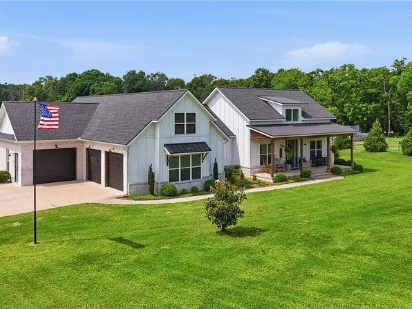 13885 N Mount Olive Rd, Gravette, AR 72736