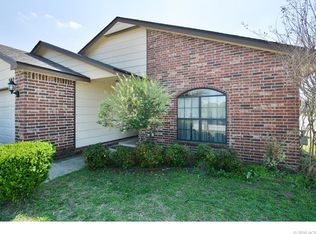 502 E Newton Pl, Tulsa, OK 74106