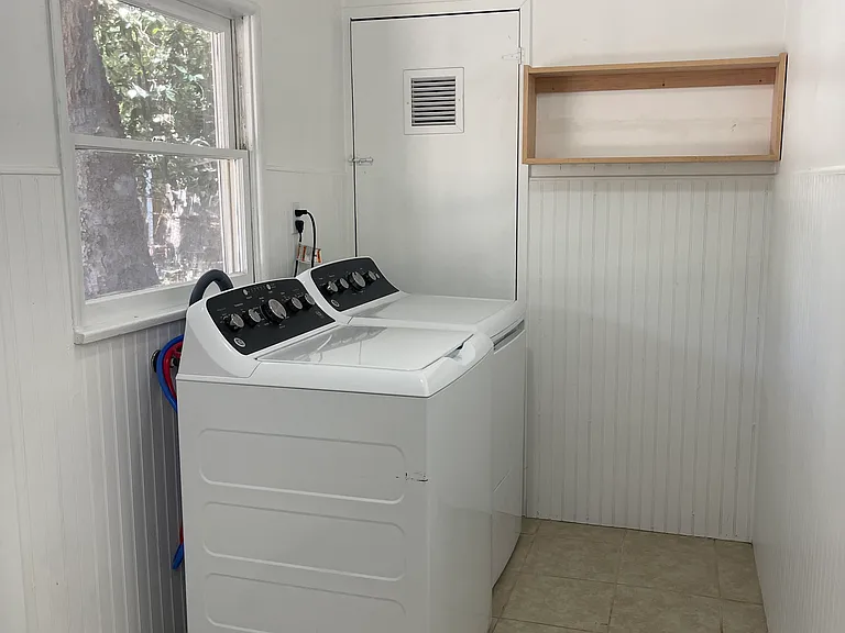 125 S Poli St — Photo 8