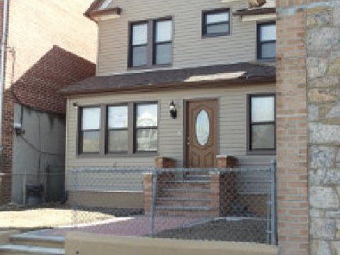 2nd image of 10506 37th Ave