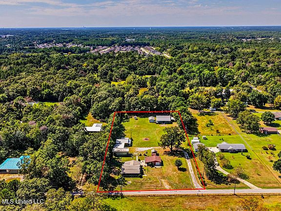 2nd image of 15817 Peapatch Rd