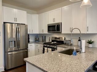 961 Shackamaxon St #3, Philadelphia, PA 19125