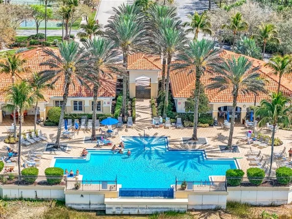 2040 Tarpon Bay DR N #201, NAPLES, FL 34119