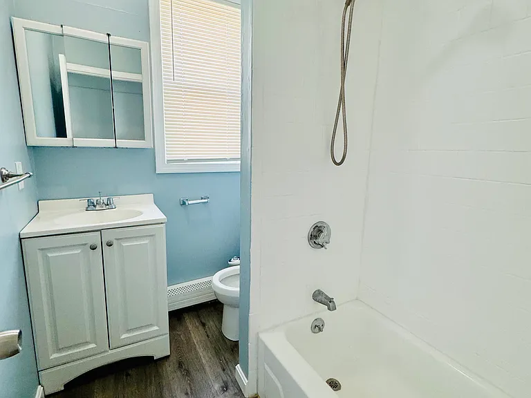 19 Spruce St #1R — Photo 12