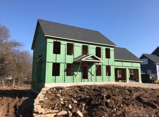 30 Shea Dr, Pawcatuck, CT 06379