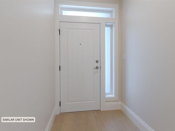 1234 Viewtop Rd #114, Duncan, BC V9L 5S7