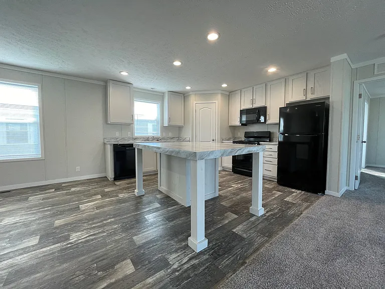 Sunset Ridge — Photo 31