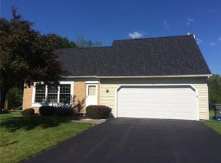 167 Brightwoods Ln, Rochester, NY 14623