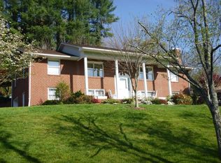 1636 Rock Springs Rd, Kingsport, TN 37664