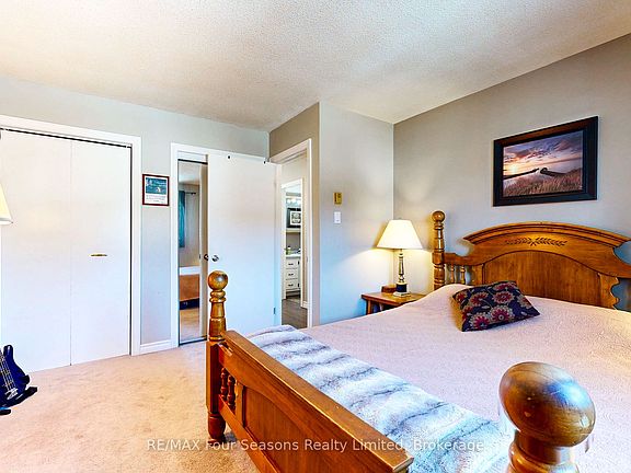 4th image of 74 Telfer Rd