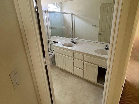 3rd image of 315 Accolade Dr