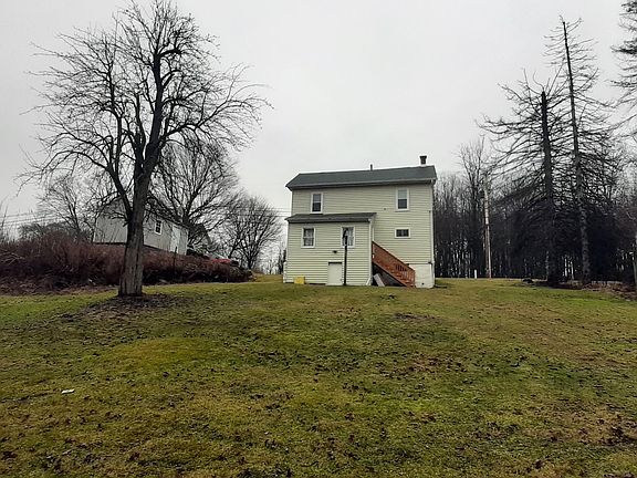 3rd image of 1063 Main St