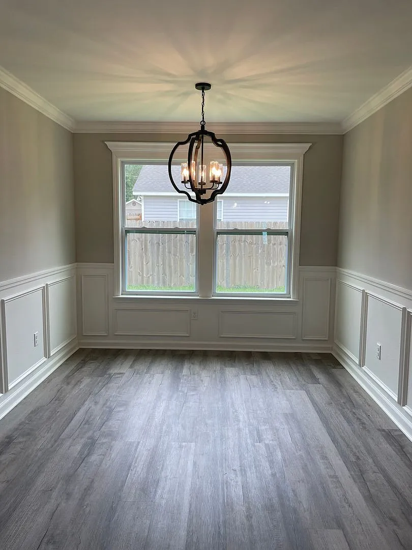 3-Bedroom off of Rehwinkel Available Now! — Photo 4