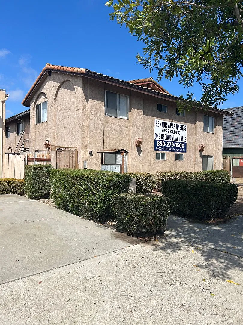 1 Bed, 1 Bath North Park - 55 and older Community — Photo 2
