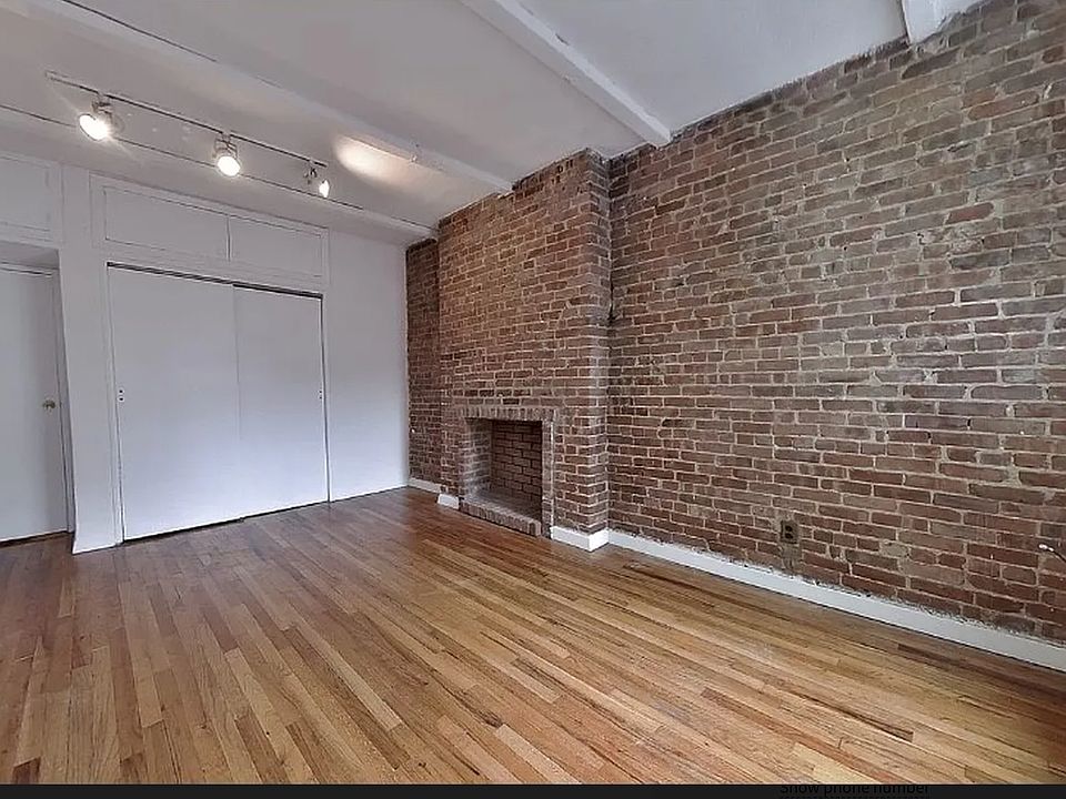 2nd image of 510 E 82nd St APT 4C